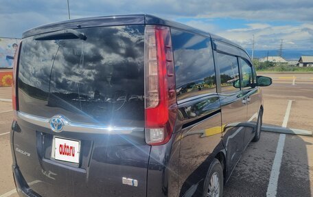 Toyota Esquire I, 2015 год, 1 730 000 рублей, 7 фотография