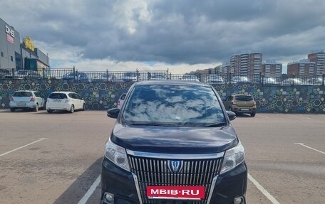 Toyota Esquire I, 2015 год, 1 730 000 рублей, 12 фотография