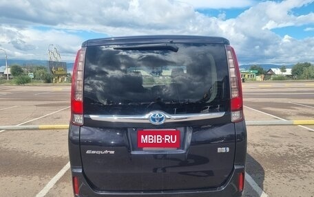 Toyota Esquire I, 2015 год, 1 730 000 рублей, 8 фотография