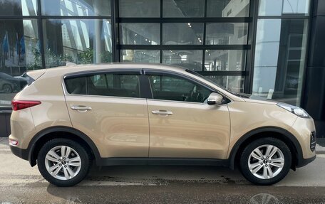 KIA Sportage IV рестайлинг, 2017 год, 1 799 000 рублей, 2 фотография
