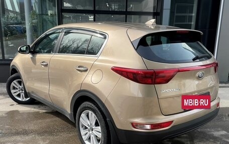 KIA Sportage IV рестайлинг, 2017 год, 1 799 000 рублей, 8 фотография