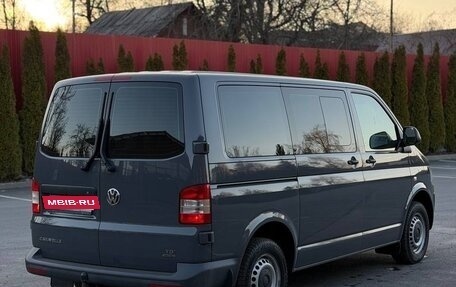Volkswagen Caravelle T5, 2013 год, 2 750 000 рублей, 8 фотография