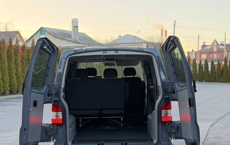 Volkswagen Caravelle T5, 2013 год, 2 750 000 рублей, 11 фотография