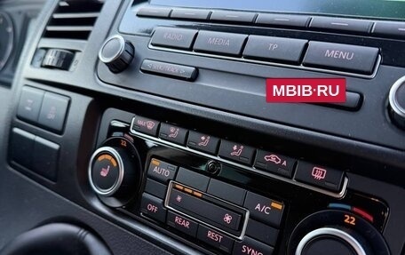 Volkswagen Caravelle T5, 2013 год, 2 750 000 рублей, 28 фотография