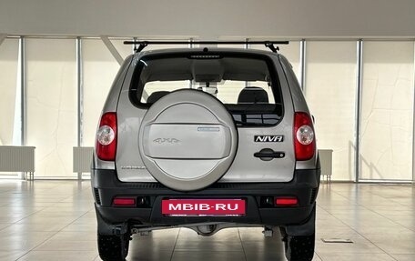 Chevrolet Niva I рестайлинг, 2013 год, 620 000 рублей, 8 фотография