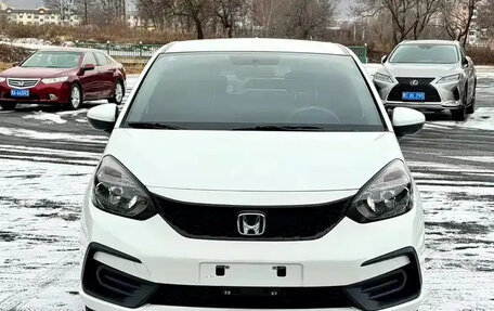 Honda Fit, 2022 год, 1 335 000 рублей, 2 фотография