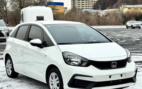Honda Fit, 2022 год, 1 335 000 рублей, 3 фотография