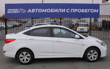 Hyundai Solaris II рестайлинг, 2014 год, 645 000 рублей, 5 фотография