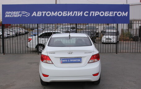 Hyundai Solaris II рестайлинг, 2014 год, 645 000 рублей, 4 фотография