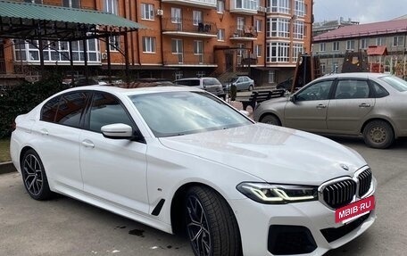 BMW 5 серия, 2022 год, 5 500 000 рублей, 2 фотография