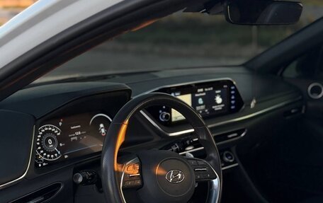 Hyundai Sonata VIII, 2021 год, 2 350 000 рублей, 13 фотография