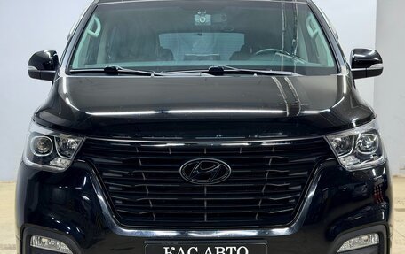 Hyundai Grand Starex Grand Starex I рестайлинг 2, 2018 год, 3 649 000 рублей, 3 фотография