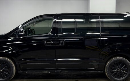 Hyundai Grand Starex Grand Starex I рестайлинг 2, 2018 год, 3 649 000 рублей, 6 фотография