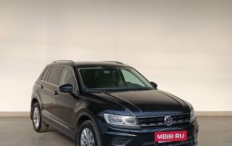 Volkswagen Tiguan II, 2017 год, 2 350 000 рублей, 3 фотография