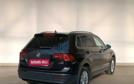 Volkswagen Tiguan II, 2017 год, 2 350 000 рублей, 5 фотография