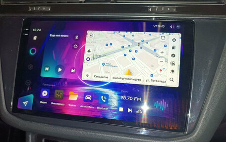 Volkswagen Tiguan II, 2017 год, 2 350 000 рублей, 16 фотография