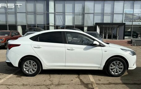 Hyundai Solaris II рестайлинг, 2020 год, 699 000 рублей, 3 фотография