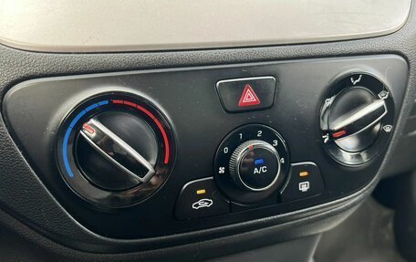 Hyundai Solaris II рестайлинг, 2020 год, 699 000 рублей, 17 фотография