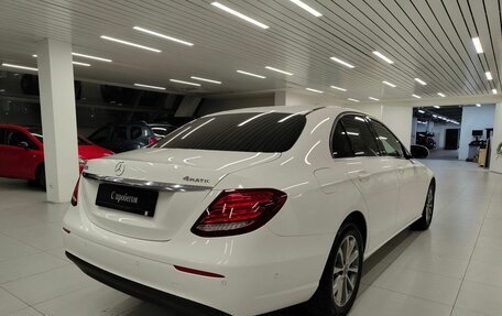 Mercedes-Benz E-Класс, 2019 год, 3 290 000 рублей, 2 фотография