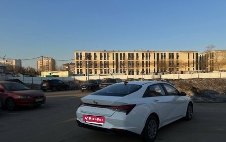 Hyundai Elantra, 2021 год, 2 120 000 рублей, 4 фотография