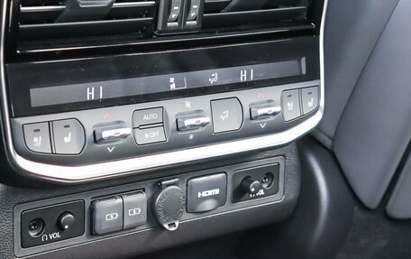 Toyota Land Cruiser, 2025 год, 16 700 000 рублей, 32 фотография