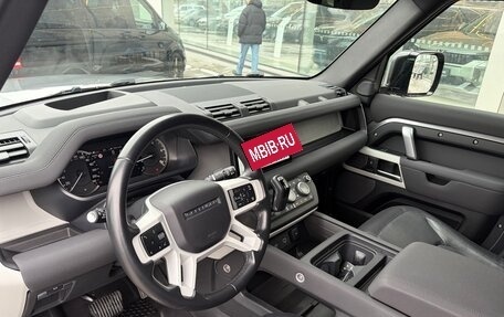 Land Rover Defender II, 2022 год, 9 100 000 рублей, 18 фотография