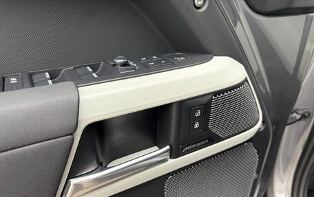 Land Rover Defender II, 2022 год, 9 100 000 рублей, 19 фотография