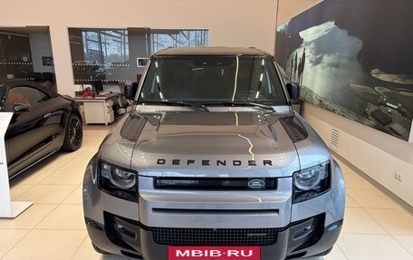 Land Rover Defender II, 2022 год, 9 100 000 рублей, 24 фотография