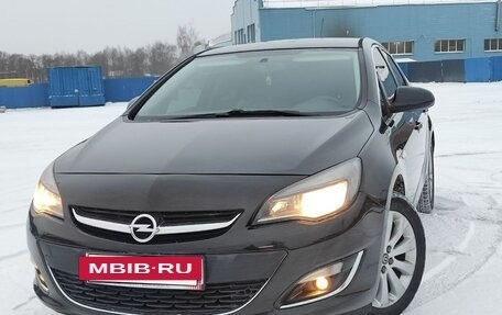 Opel Astra J, 2013 год, 875 000 рублей, 5 фотография