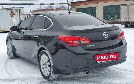 Opel Astra J, 2013 год, 875 000 рублей, 7 фотография