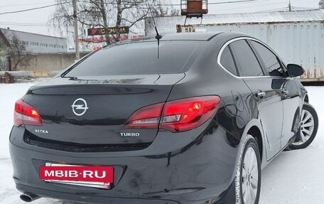 Opel Astra J, 2013 год, 875 000 рублей, 3 фотография