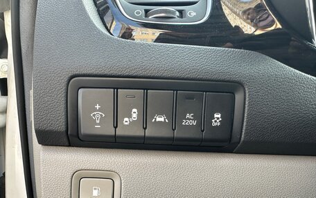 KIA Carnival III, 2020 год, 3 500 000 рублей, 20 фотография