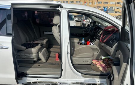 KIA Carnival III, 2020 год, 3 500 000 рублей, 26 фотография