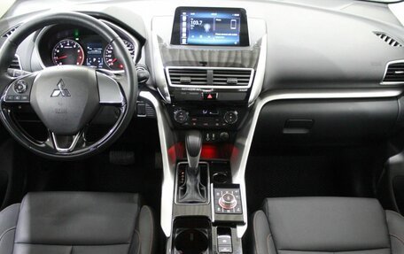 Mitsubishi Eclipse Cross, 2022 год, 2 350 000 рублей, 26 фотография