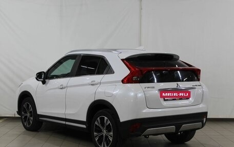 Mitsubishi Eclipse Cross, 2022 год, 2 350 000 рублей, 11 фотография