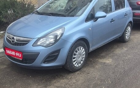 Opel Corsa D, 2013 год, 650 000 рублей, 1 фотография