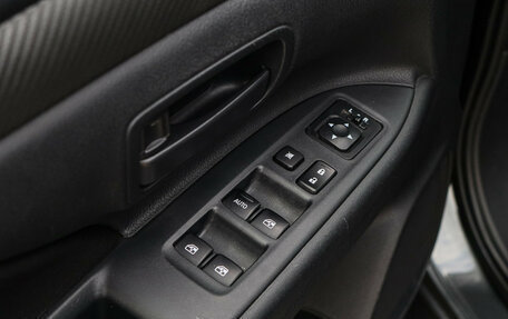 Mitsubishi Outlander III рестайлинг 3, 2015 год, 1 635 000 рублей, 13 фотография