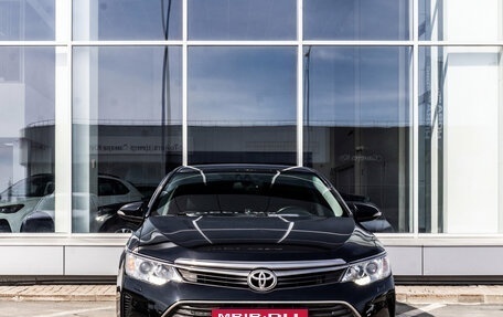 Toyota Camry, 2015 год, 1 580 000 рублей, 3 фотография