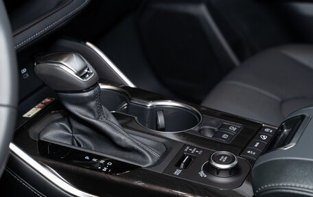 Toyota Highlander, 2025 год, 6 090 000 рублей, 22 фотография