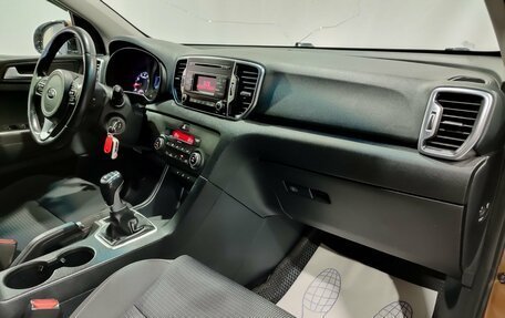 KIA Sportage IV рестайлинг, 2017 год, 1 450 000 рублей, 13 фотография