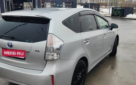 Toyota Prius Alpha I (ZVW40/41), 2013 год, 1 390 000 рублей, 4 фотография