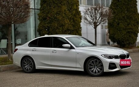 BMW 3 серия, 2019 год, 3 040 000 рублей, 3 фотография