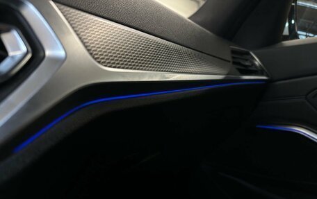 BMW 3 серия, 2019 год, 3 040 000 рублей, 38 фотография