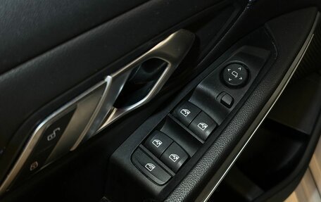 BMW 3 серия, 2019 год, 3 040 000 рублей, 34 фотография