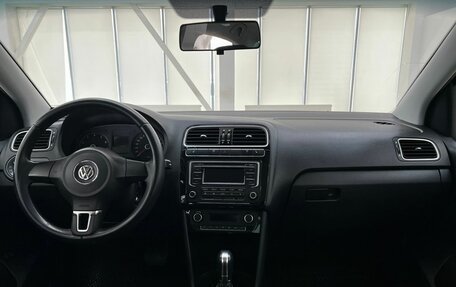 Volkswagen Polo VI (EU Market), 2014 год, 850 000 рублей, 10 фотография