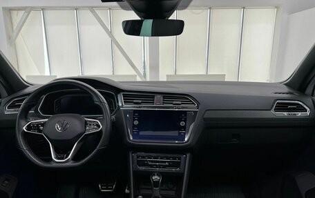 Volkswagen Tiguan II, 2021 год, 3 400 000 рублей, 13 фотография