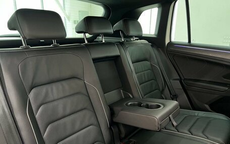 Volkswagen Tiguan II, 2021 год, 3 400 000 рублей, 18 фотография