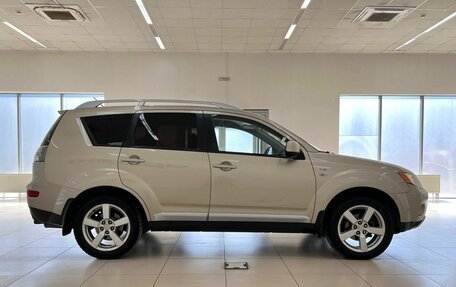 Mitsubishi Outlander III рестайлинг 3, 2007 год, 910 000 рублей, 4 фотография