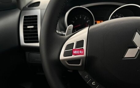 Mitsubishi Outlander III рестайлинг 3, 2007 год, 910 000 рублей, 15 фотография