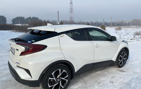 Toyota C-HR I рестайлинг, 2018 год, 2 199 000 рублей, 3 фотография